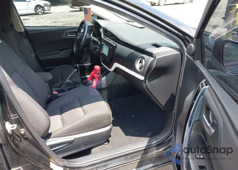 2018 Toyota Corolla Im from USA, damaged, VIN JTNKARJE8JJ565768